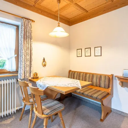 Haus Starlet-3